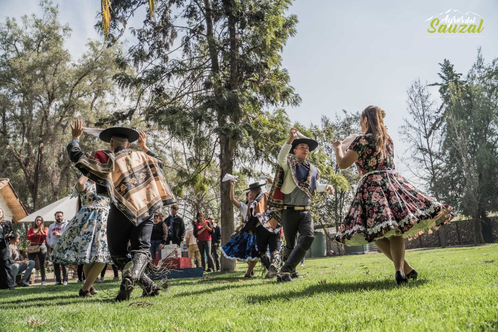 Eventos Dieciocheros 2024 - Celebraciones Corporativas en Ayres del Sauzal