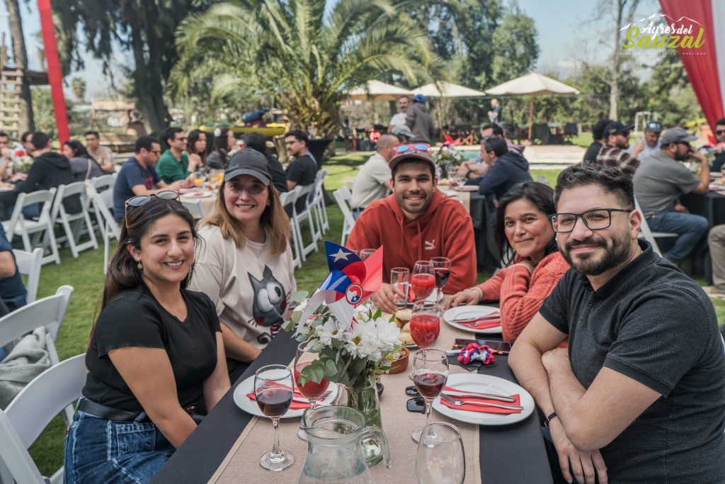 Fiestas Patrias 2025 – Celebración Argento en Centro de Eventos Colina