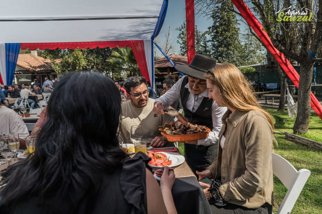 Fiestas Patrias 2025 – Celebración Argento en Centro de Eventos Colina