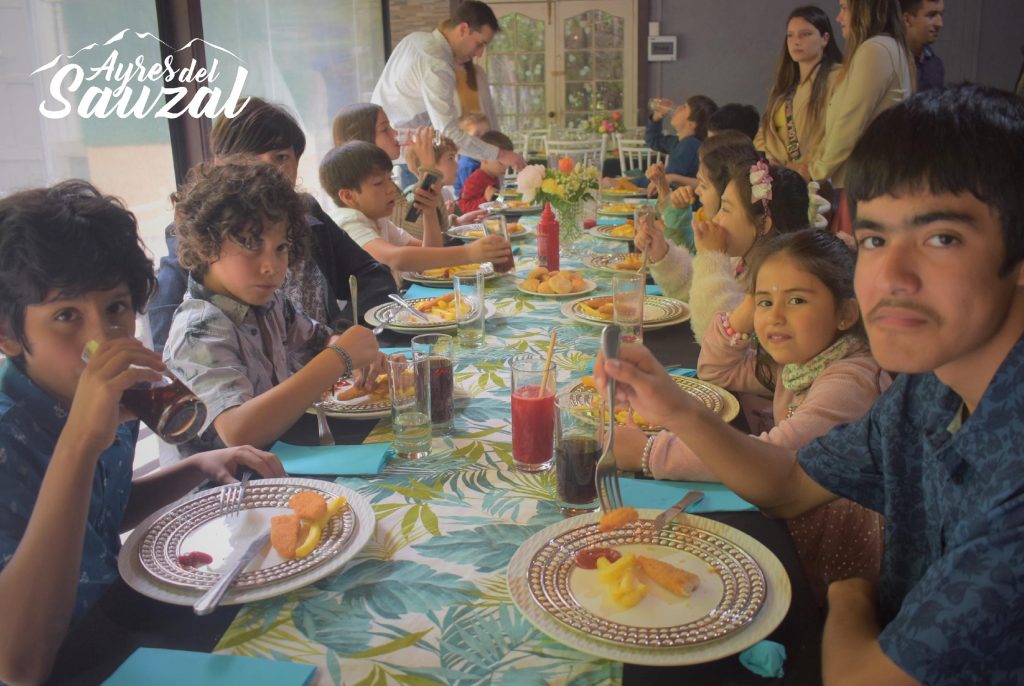 Fotos Bautizo Diego y Antonia – Una Ceremonia Llena de Luz y Unión Fotos Bautizo Diego y Antonia – Una Ceremonia Llena de Luz y Unión