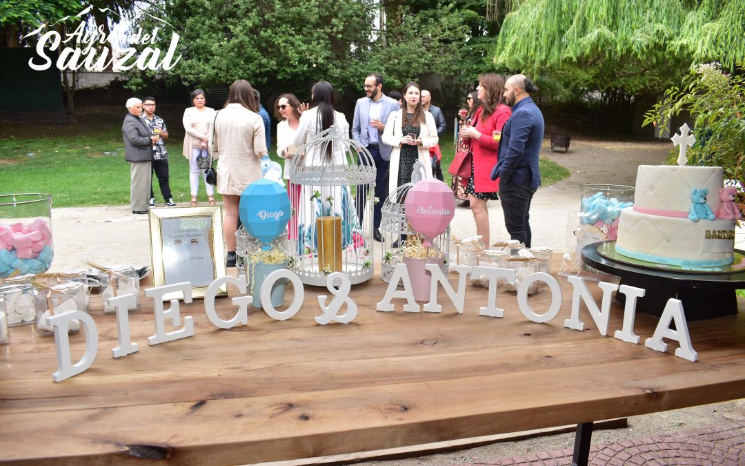 Fotos Bautizo Diego y Antonia – Una Ceremonia Llena de Luz y Unión