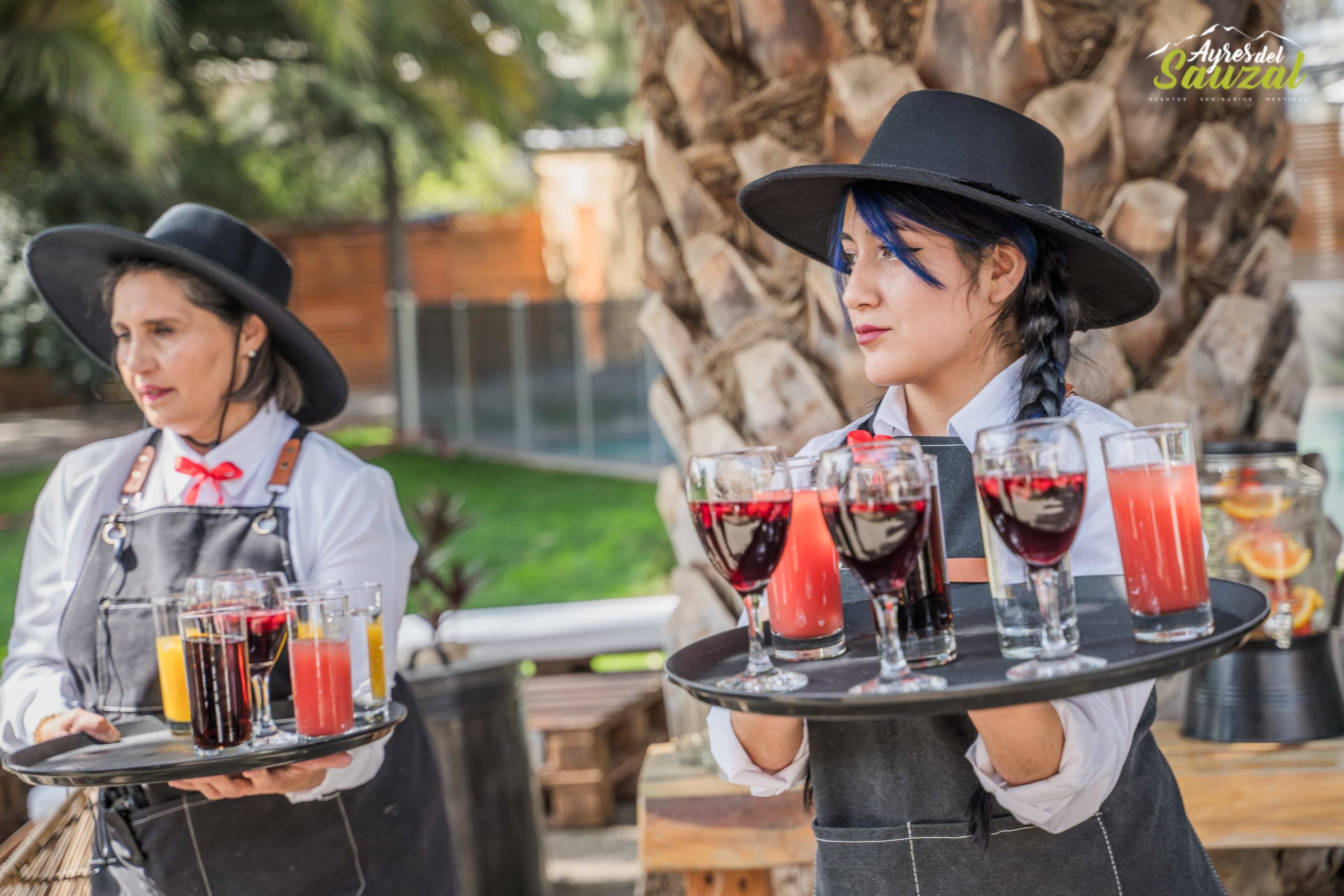 Servicio de garzones en banquetería a domicilio